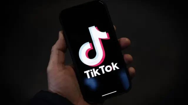 马斯克或收购TikTok美国业务以规避禁令，中美科技博弈加剧